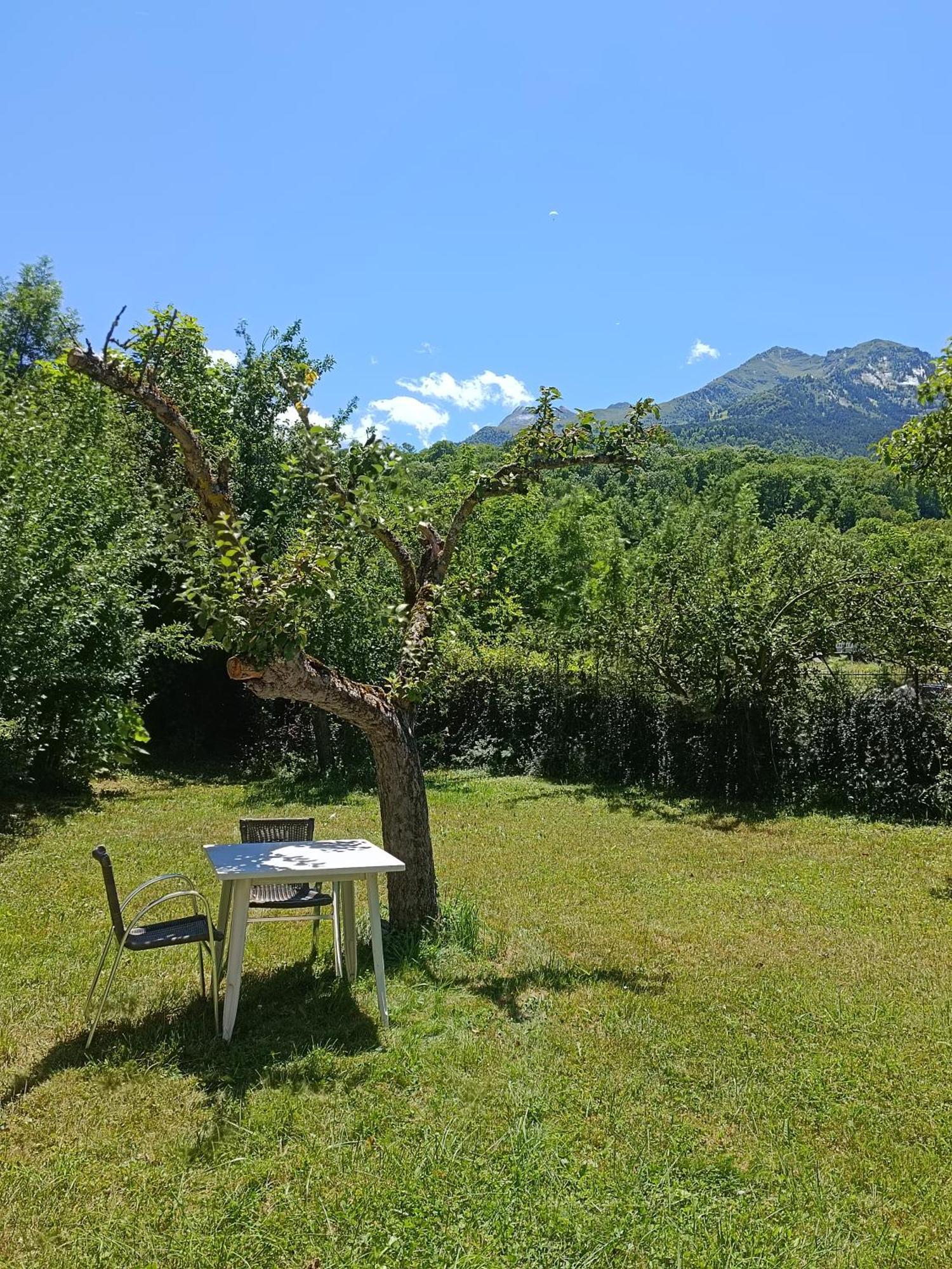 L'Imprevu Saint Lary Soulan Hotel Buitenkant foto